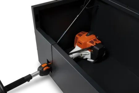 Armorgard-SSVX6-close-strimmer_safe-600x400.webp